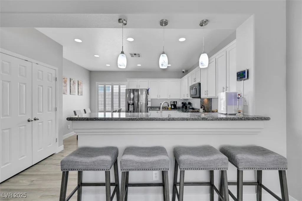 8836 Martin Downs, Las Vegas, NV 89131