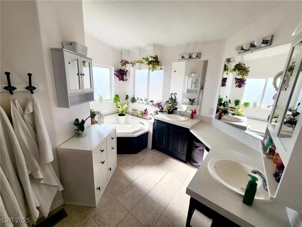 990 Spring, Indian Springs, NV 89018