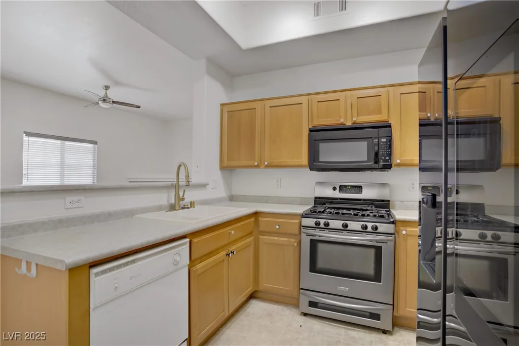 8985 Durango, Las Vegas, NV 89113