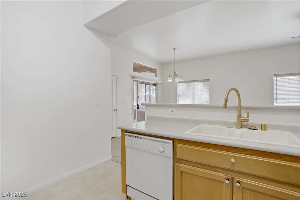 8985 Durango, Las Vegas, NV 89113