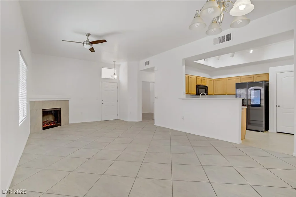 8985 Durango, Las Vegas, NV 89113