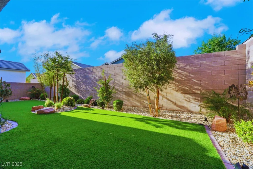 2386 Millergrove, North Las Vegas, NV 89086
