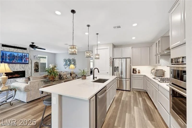 2386 Millergrove, North Las Vegas, NV 89086