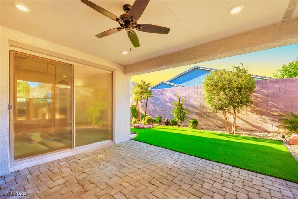 2386 Millergrove, North Las Vegas, NV 89086