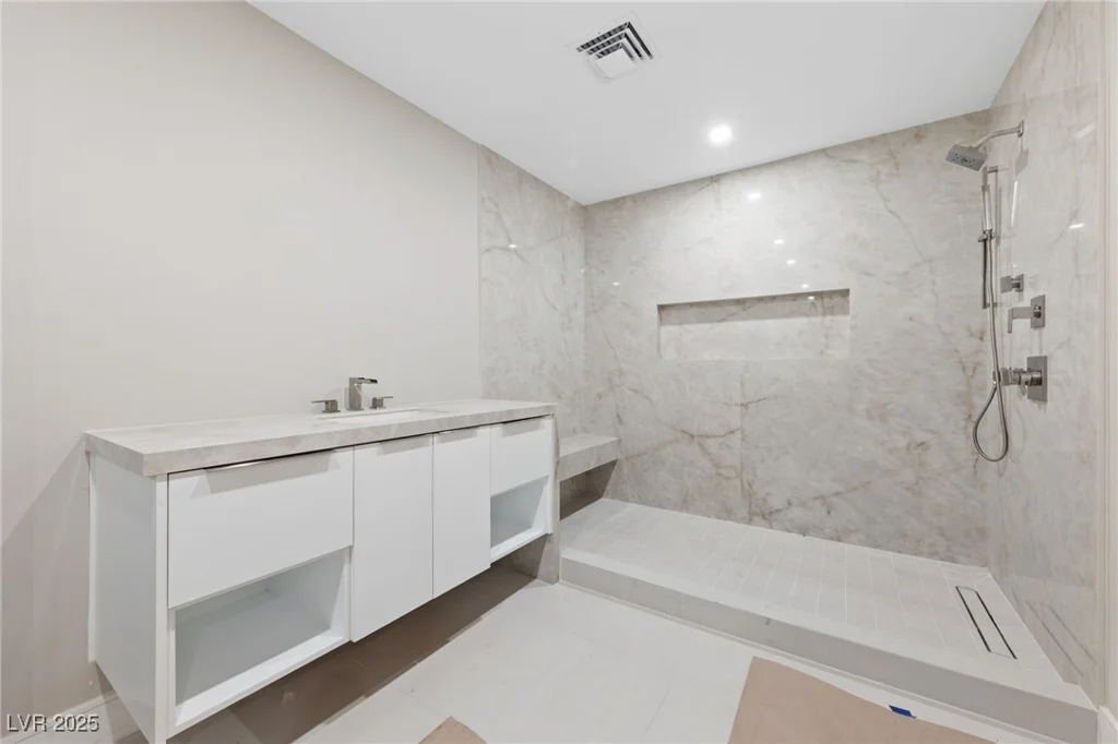3075 Santa Margarita, Las Vegas, NV 89146