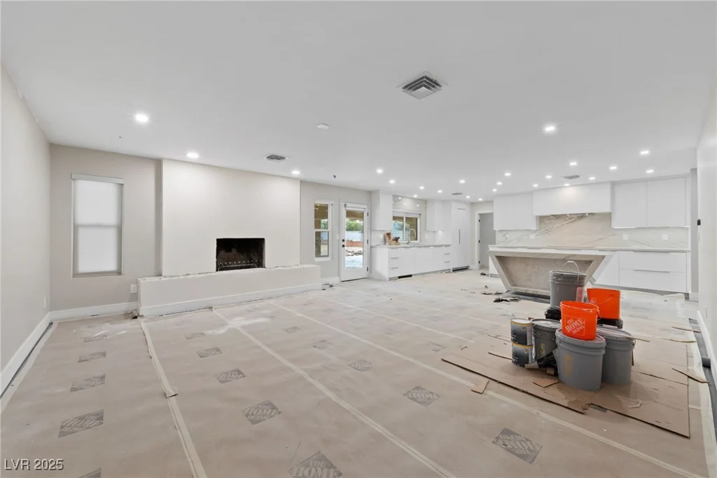 3075 Santa Margarita, Las Vegas, NV 89146