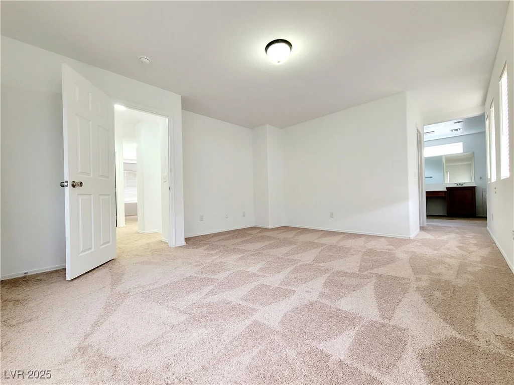 7863 Warwickshire, Las Vegas, NV 89139