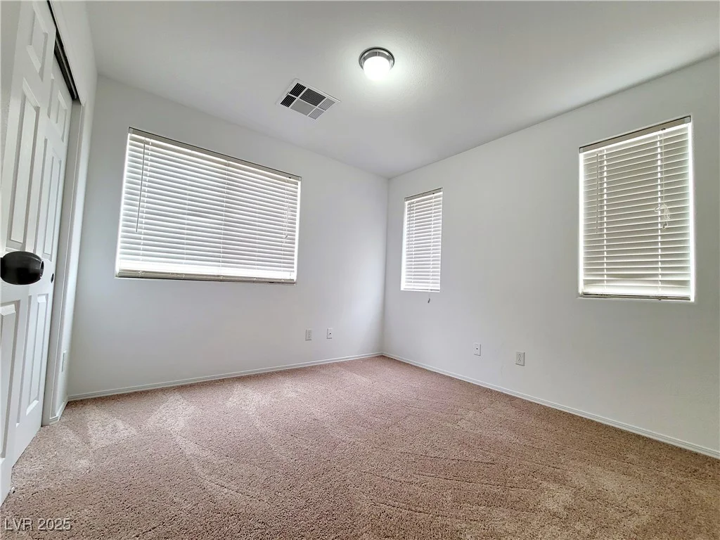 7863 Warwickshire, Las Vegas, NV 89139