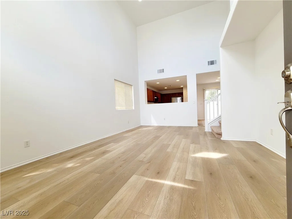 7863 Warwickshire, Las Vegas, NV 89139