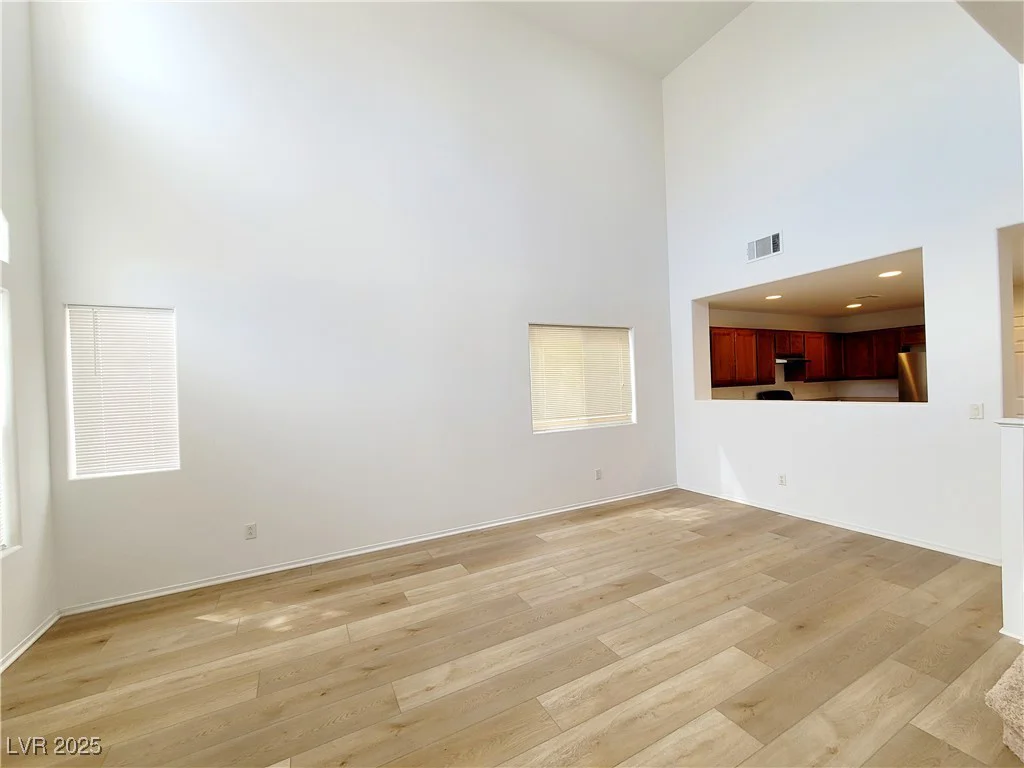 7863 Warwickshire, Las Vegas, NV 89139