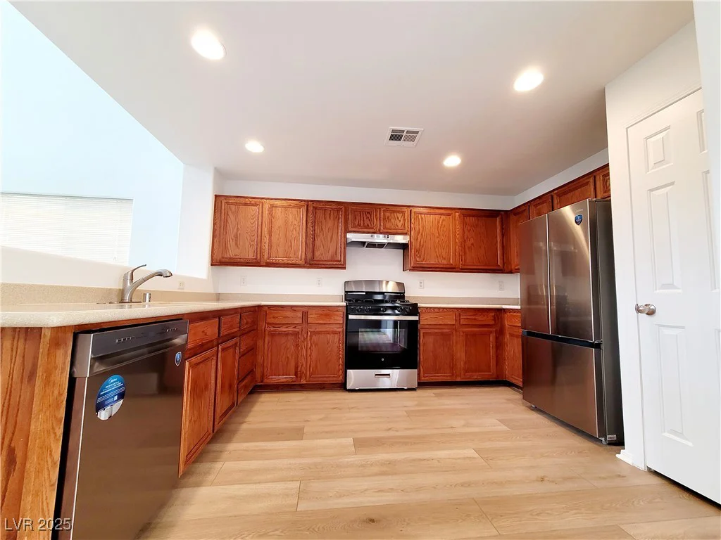 7863 Warwickshire, Las Vegas, NV 89139