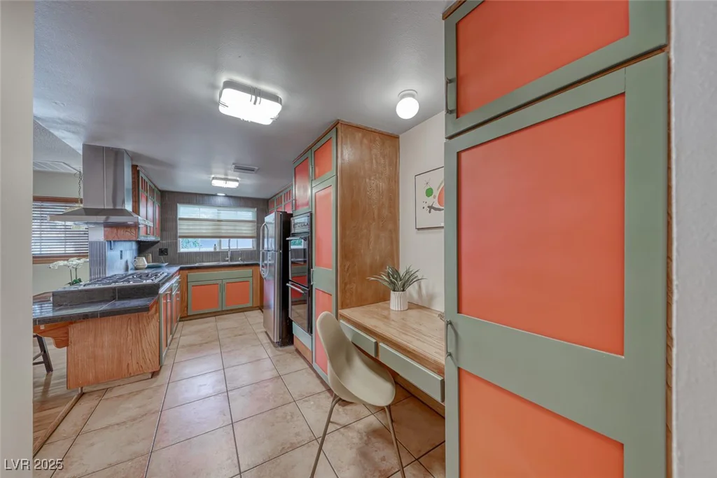 1721 Oakey, Las Vegas, NV 89104