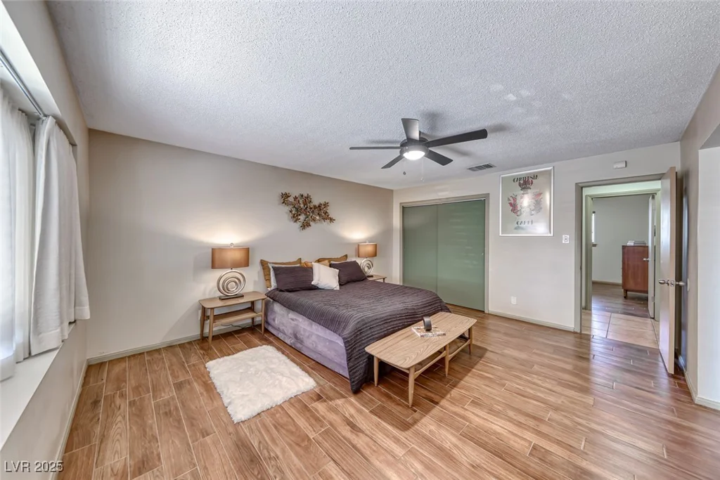 1721 Oakey, Las Vegas, NV 89104