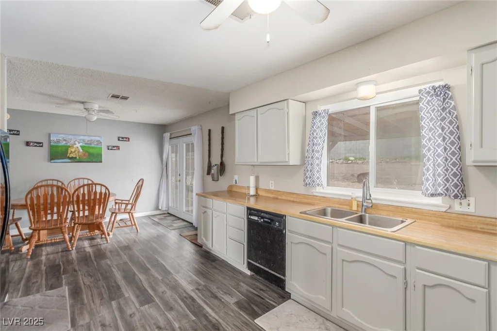 5109 Gains Mill, Las Vegas, NV 89122