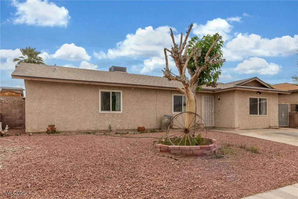 5109 Gains Mill, Las Vegas, NV 89122
