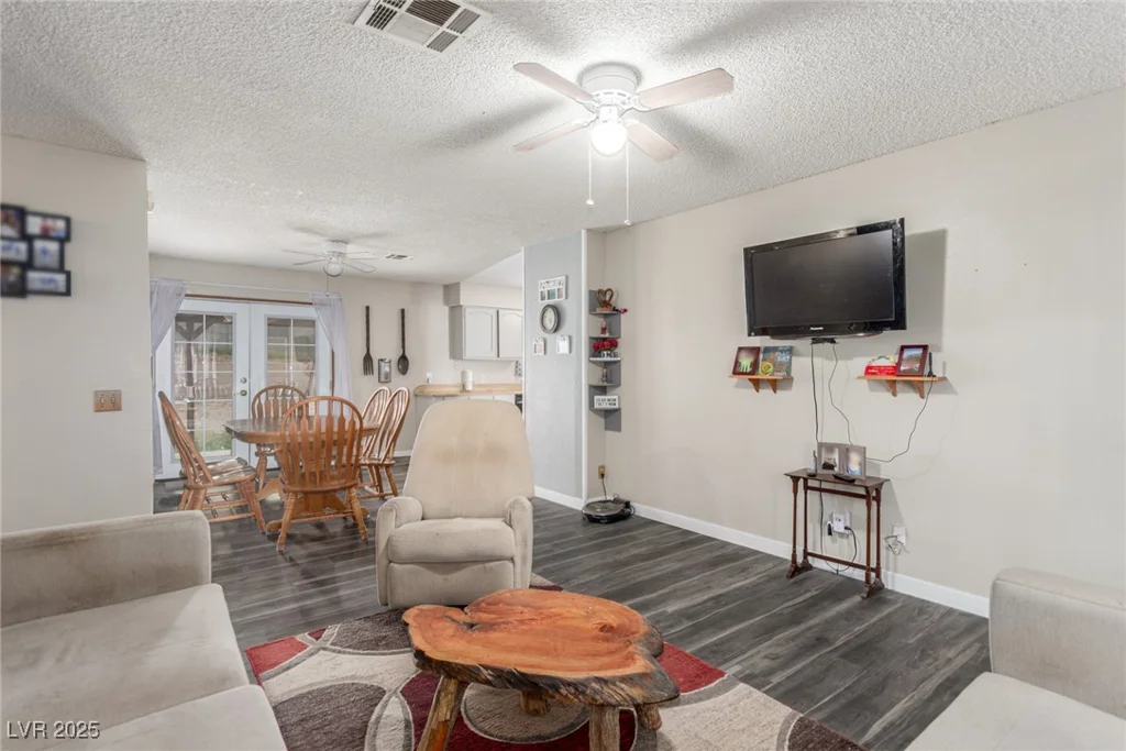 5109 Gains Mill, Las Vegas, NV 89122