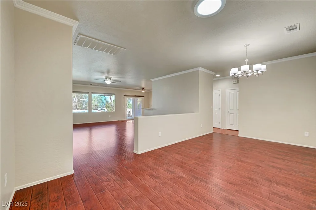 2520 ECLIPSING STARS, Henderson, NV 89044