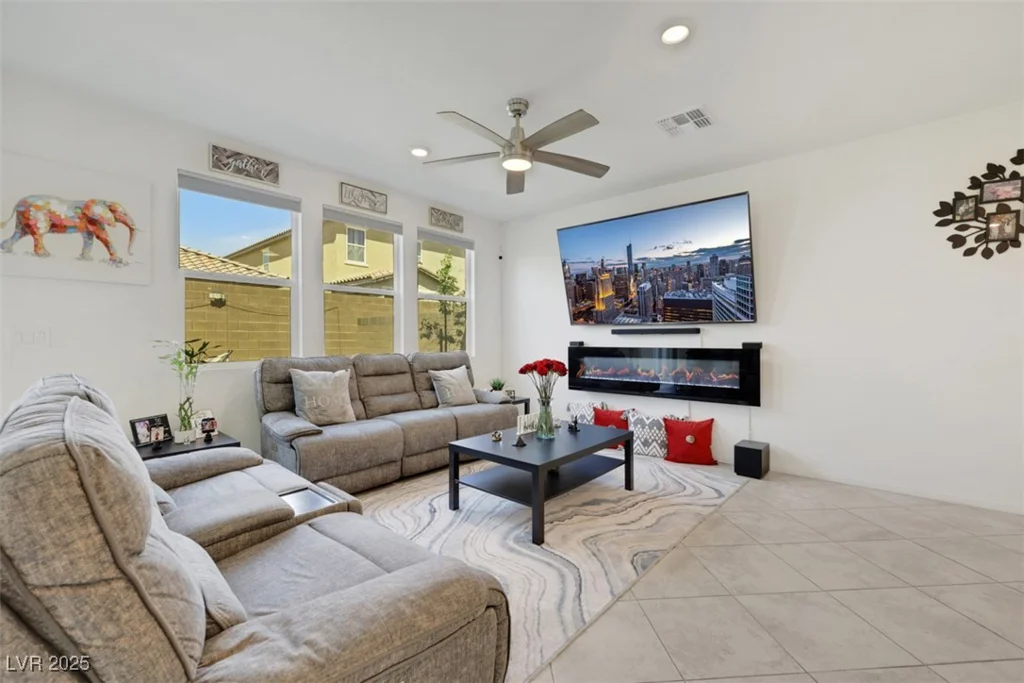 7011 Toll Mountain, North Las Vegas, NV 89086