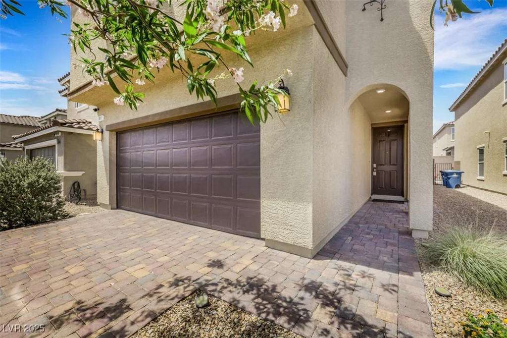 7011 Toll Mountain, North Las Vegas, NV 89086