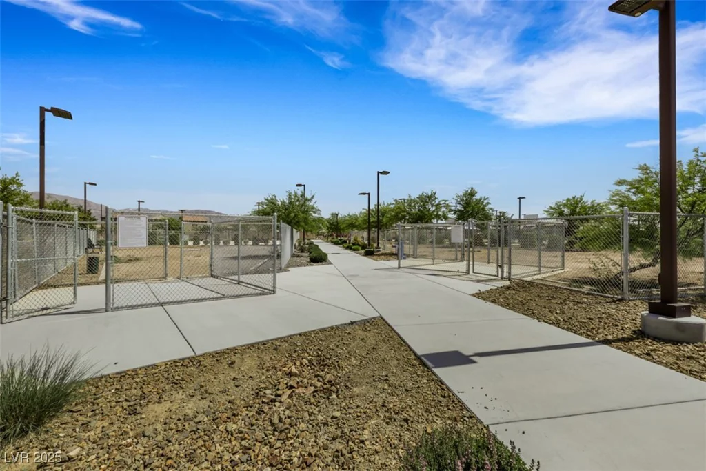 7011 Toll Mountain, North Las Vegas, NV 89086