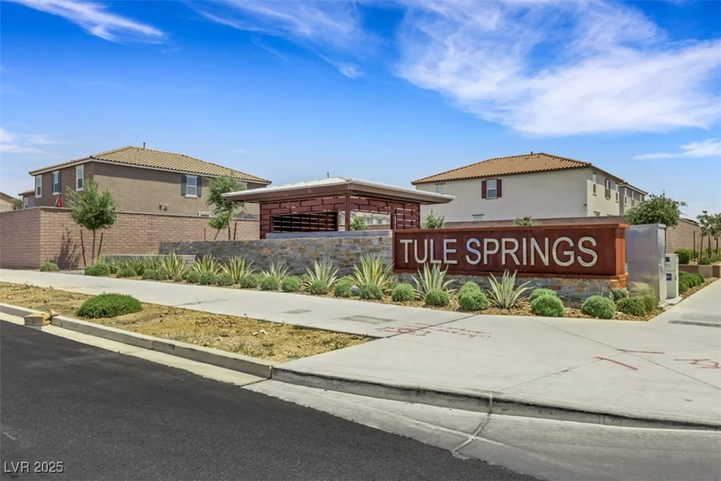 7011 Toll Mountain, North Las Vegas, NV 89086