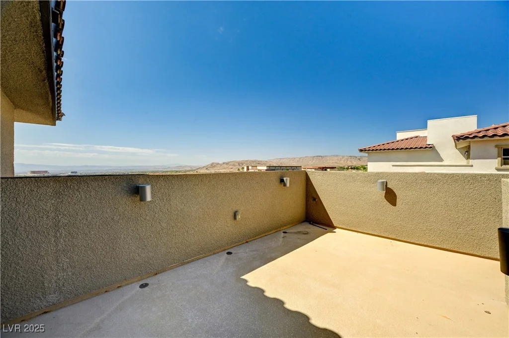 172 Petaluma Valley, Las Vegas, NV 89138