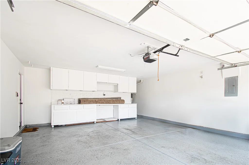 1011 Pearl Marble, North Las Vegas, NV 89081