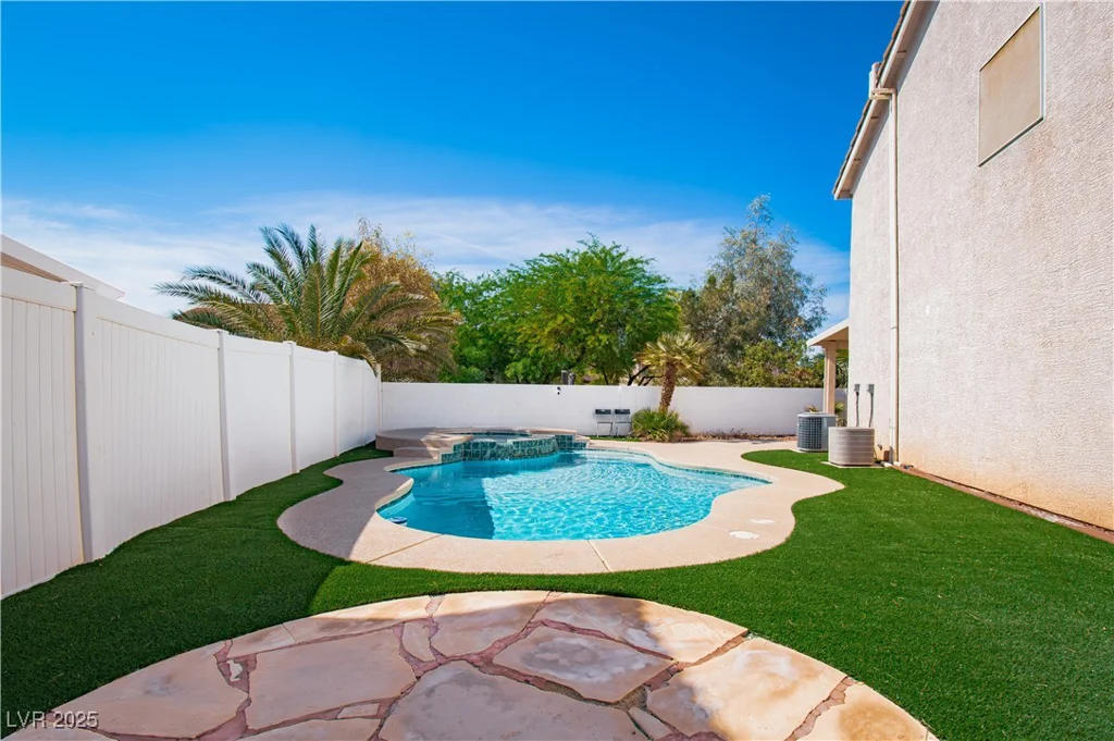 1011 Pearl Marble, North Las Vegas, NV 89081