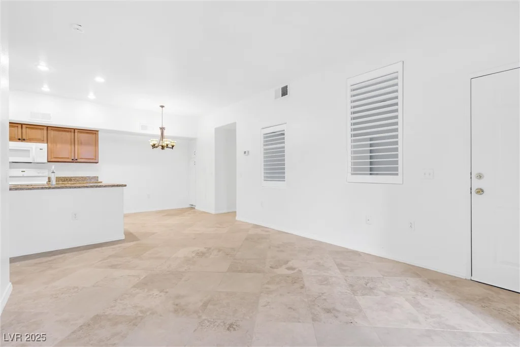 2615 Gary, Las Vegas, NV 89123