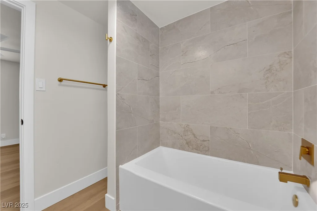 2112 Santa Ynez, Las Vegas, NV 89104
