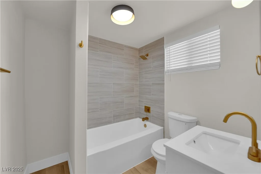 2112 Santa Ynez, Las Vegas, NV 89104