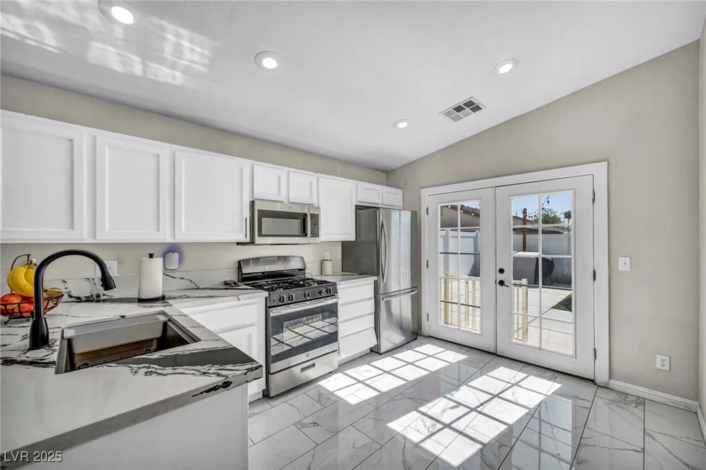 1714 Ringe, Las Vegas, NV 89156