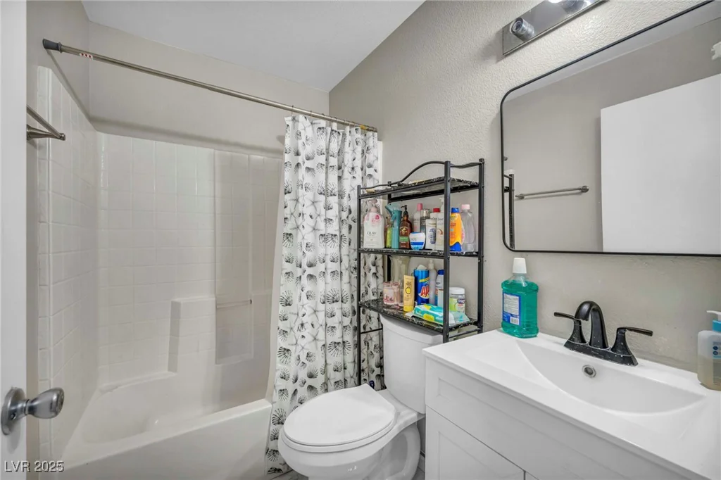 1714 Ringe, Las Vegas, NV 89156