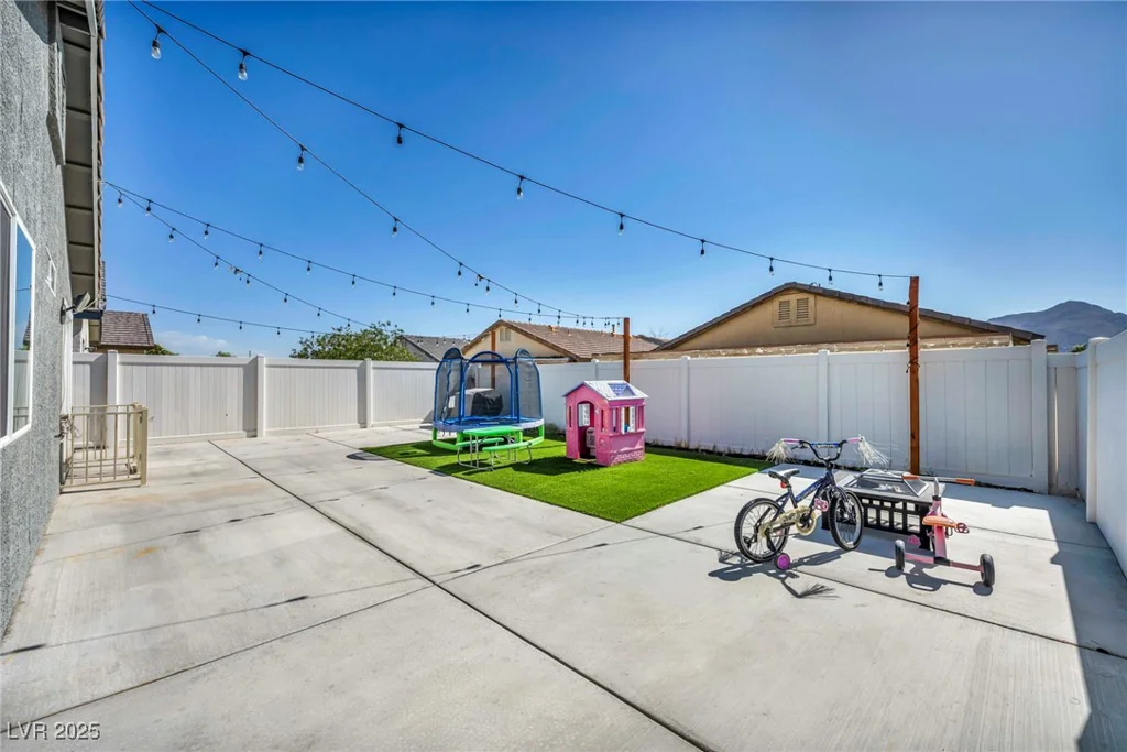 1714 Ringe, Las Vegas, NV 89156