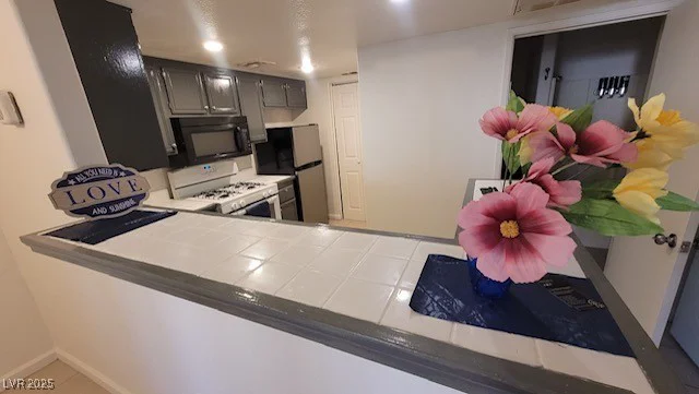 1830 Pecos, Las Vegas, NV 89115