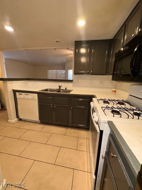 1830 Pecos, Las Vegas, NV 89115