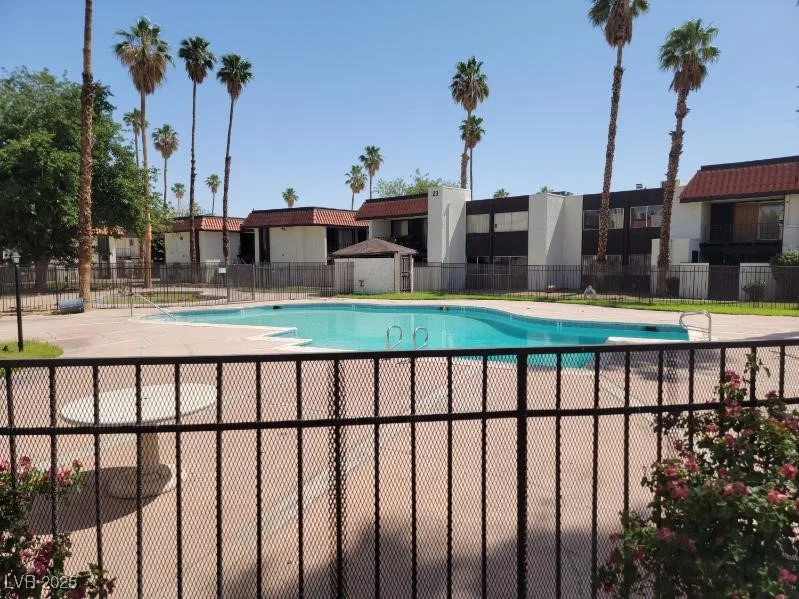 1405 Vegas Valley, Las Vegas, NV 89169