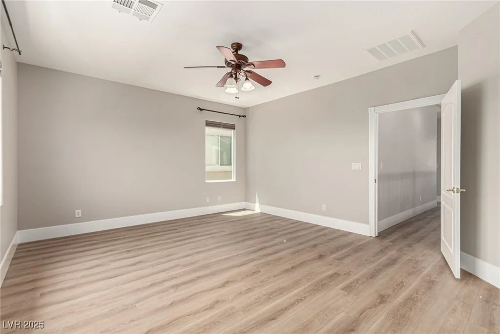 432 Emerald Heights, Las Vegas, NV 89144