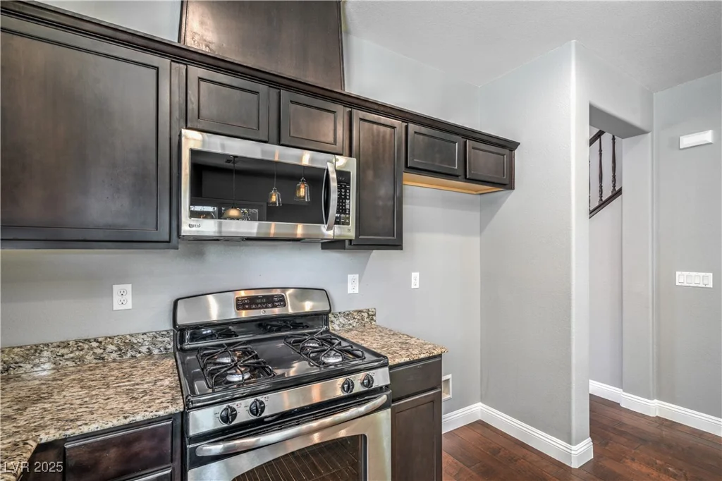 10116 Nash Peak, Las Vegas, NV 89166