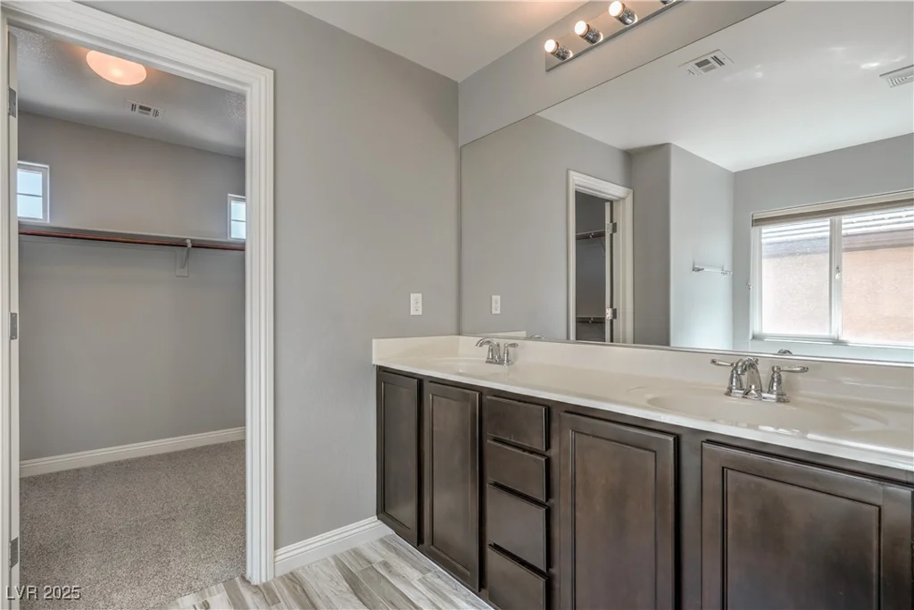 10116 Nash Peak, Las Vegas, NV 89166