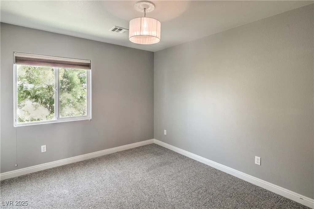 10116 Nash Peak, Las Vegas, NV 89166