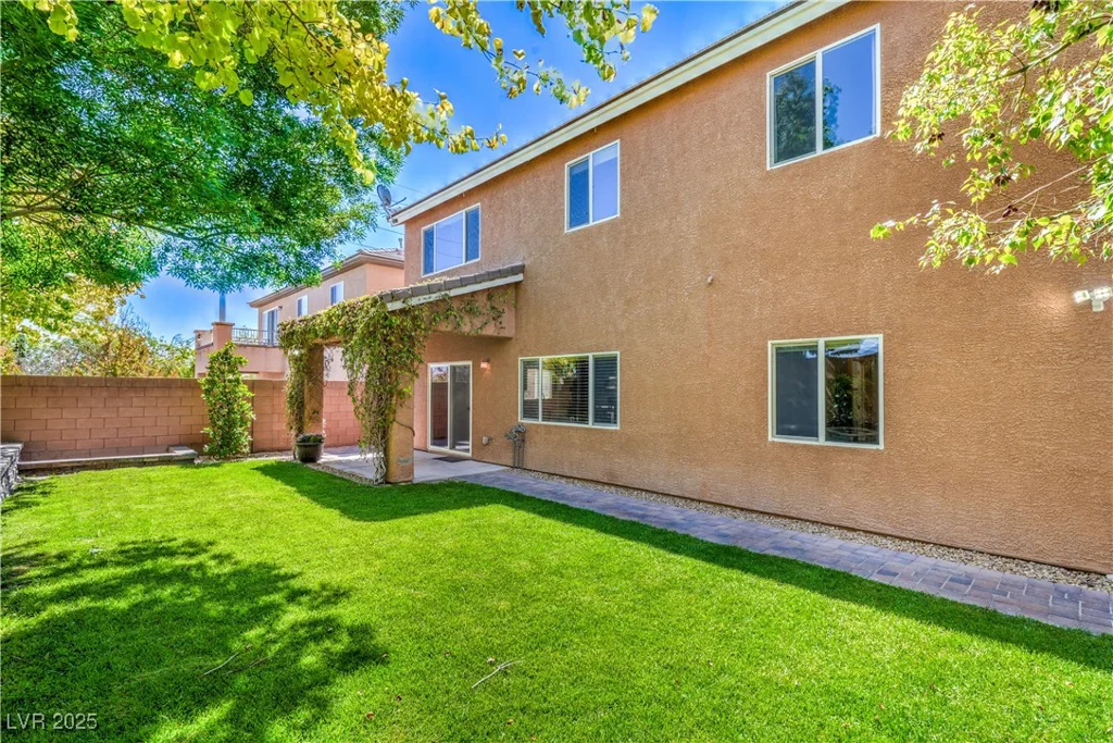 10116 Nash Peak, Las Vegas, NV 89166