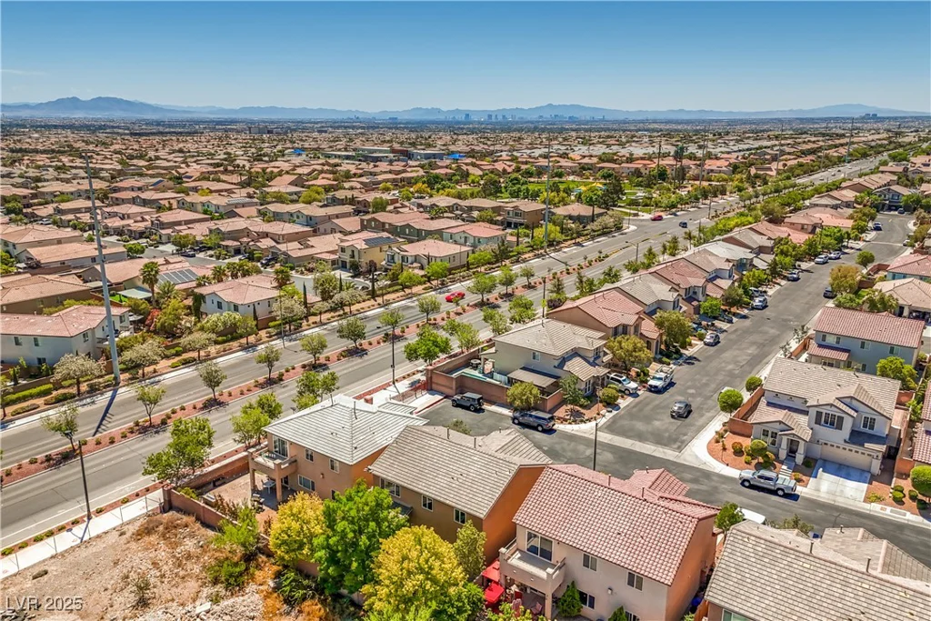10116 Nash Peak, Las Vegas, NV 89166