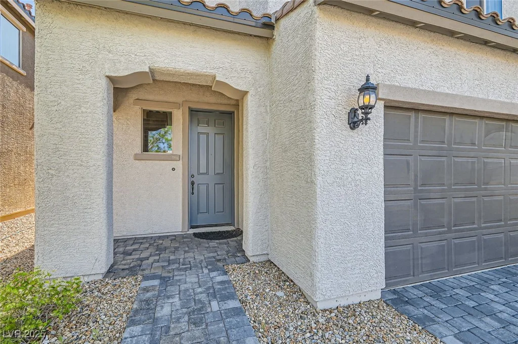 6938 Feather Hill, North Las Vegas, NV 89086