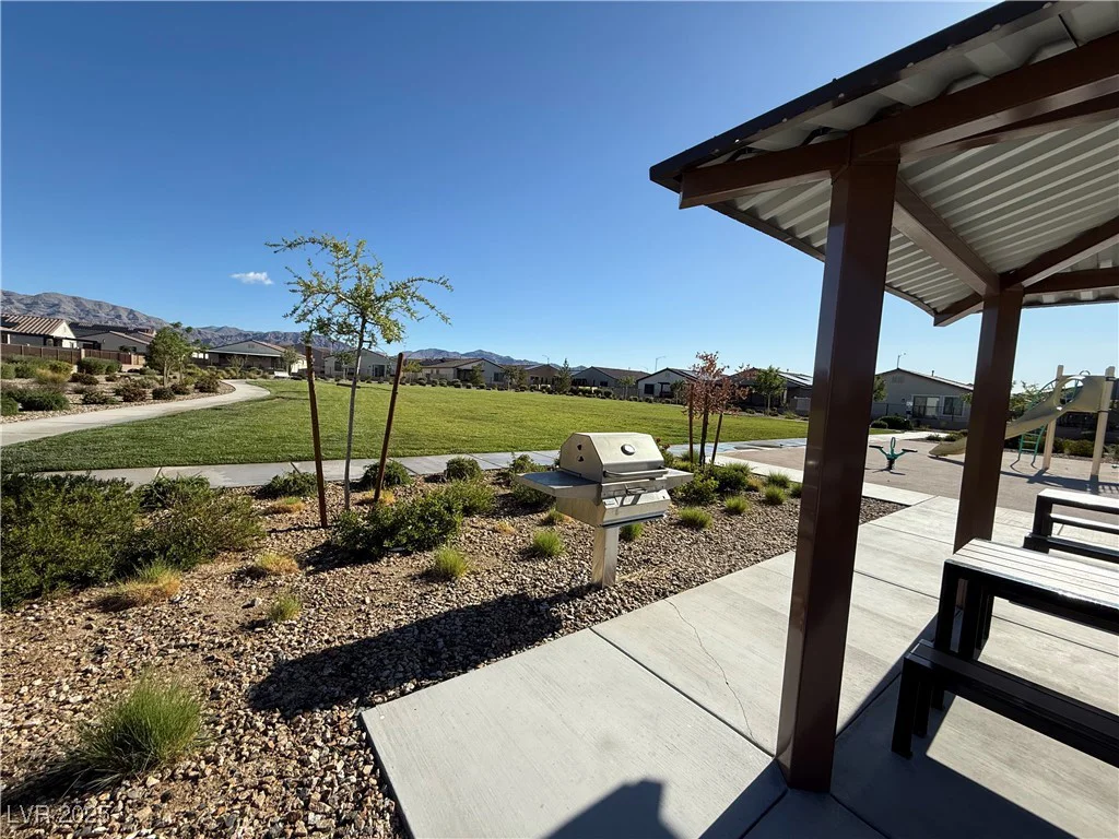 6938 Feather Hill, North Las Vegas, NV 89086