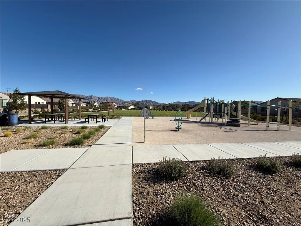 6938 Feather Hill, North Las Vegas, NV 89086