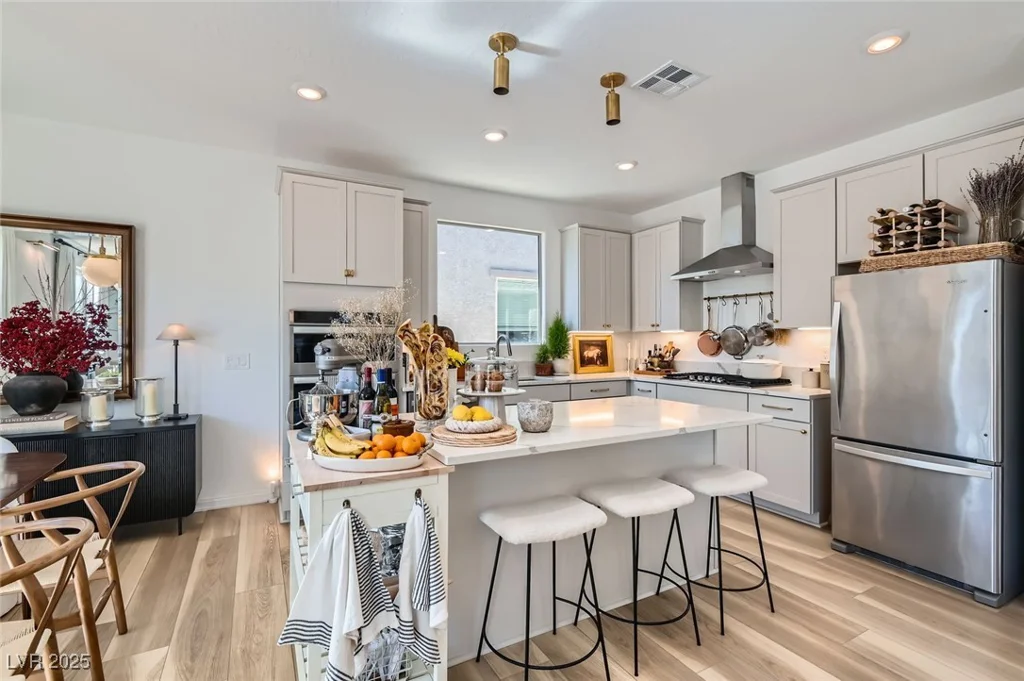 6938 Feather Hill, North Las Vegas, NV 89086