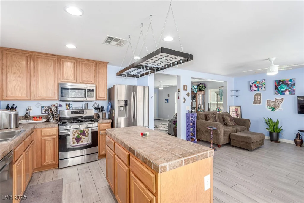 11739 Village Arbor, Las Vegas, NV 89183