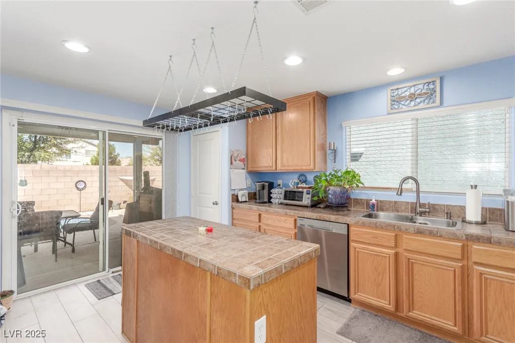 11739 Village Arbor, Las Vegas, NV 89183