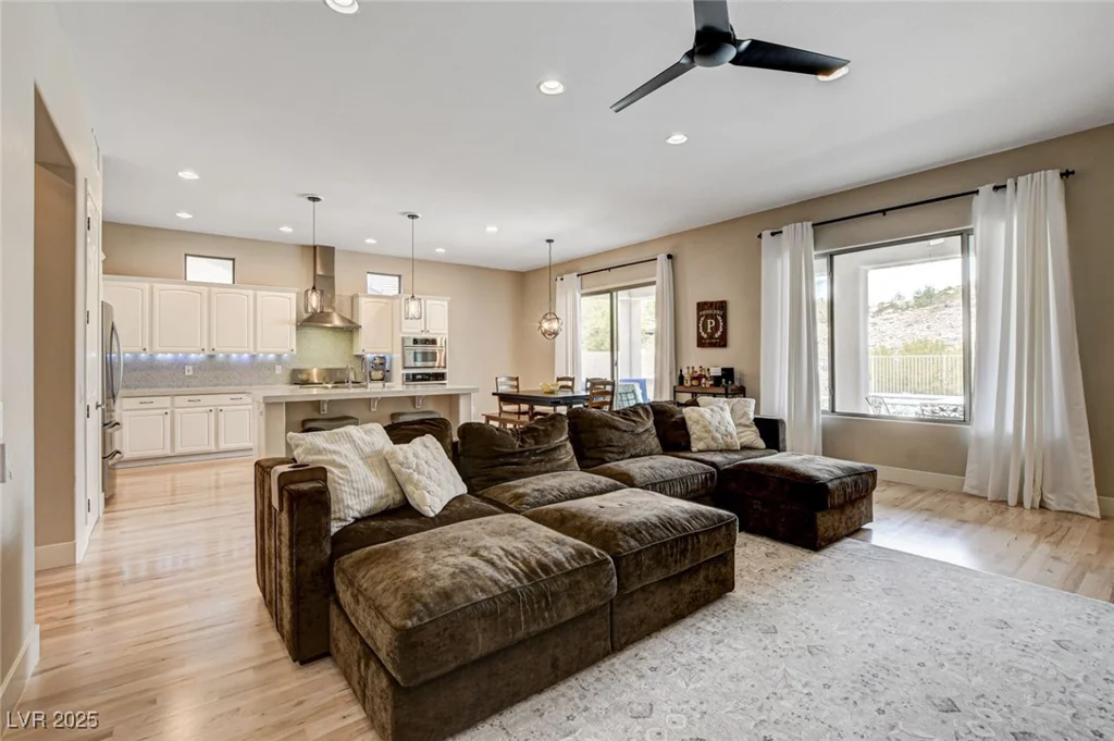 11 Morninglow, Henderson, NV 89052